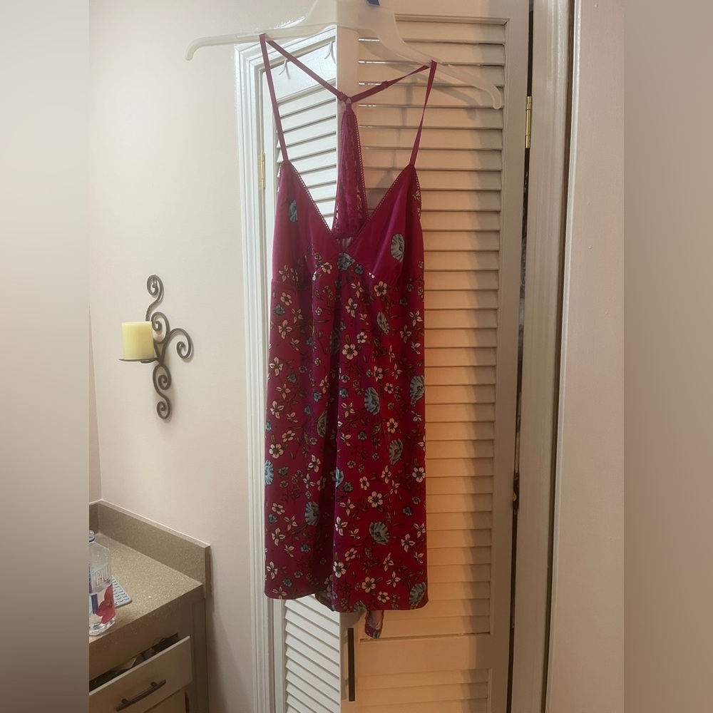Nightgowns -set of two, 1 black, 1 print. Sz L.  I wear 36D .